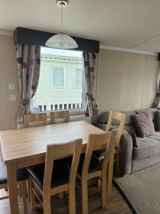 3 Bed Platinum Caravan Presthaven Sands *